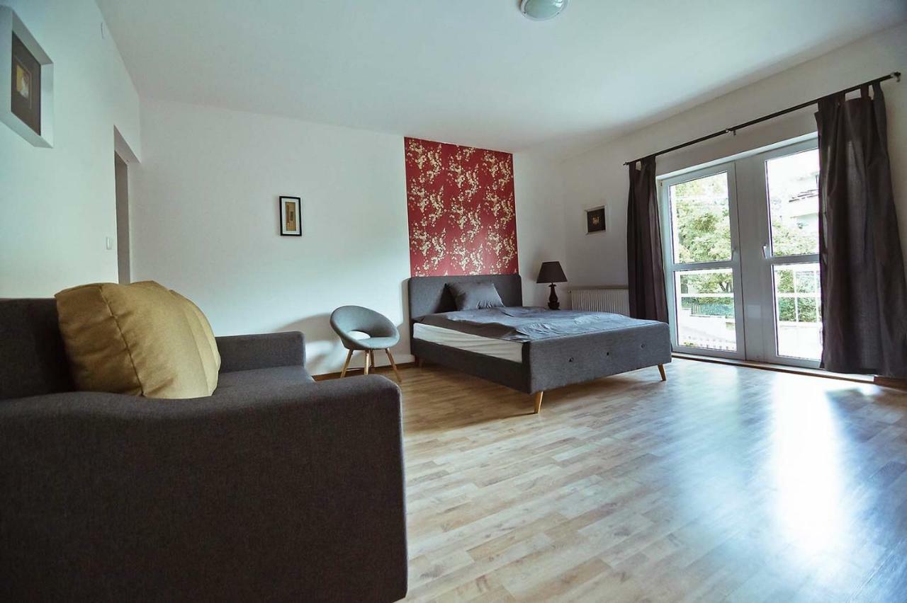 Koi Apartman Balatonalmadi Exterior photo