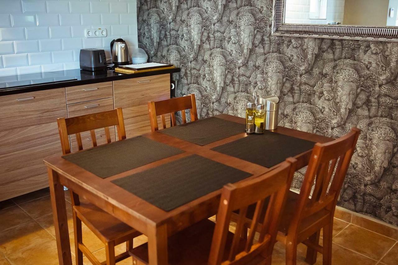 Koi Apartman Balatonalmadi Exterior photo